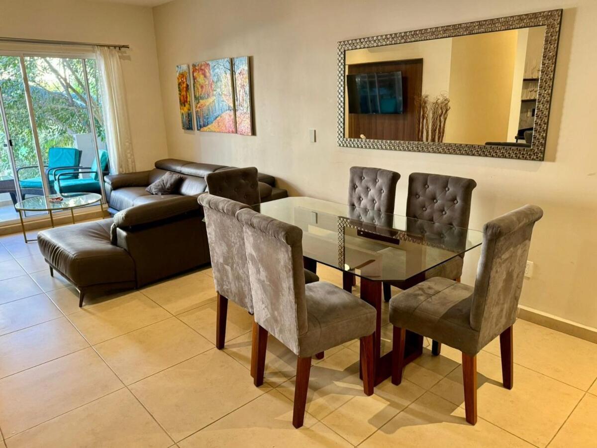 Selvanova Coto 6 Apartment