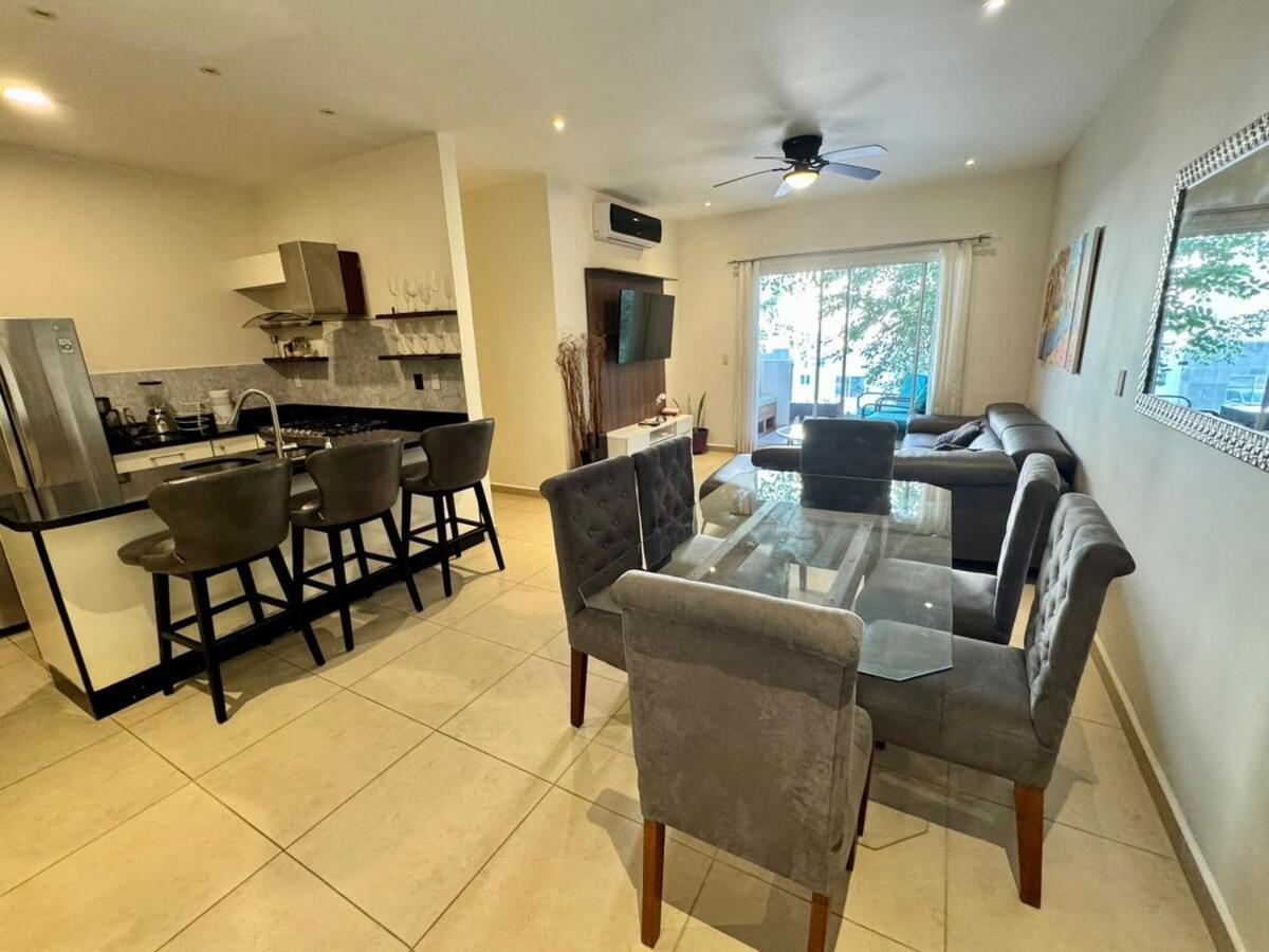Apartment Selvanova Coto 6 *