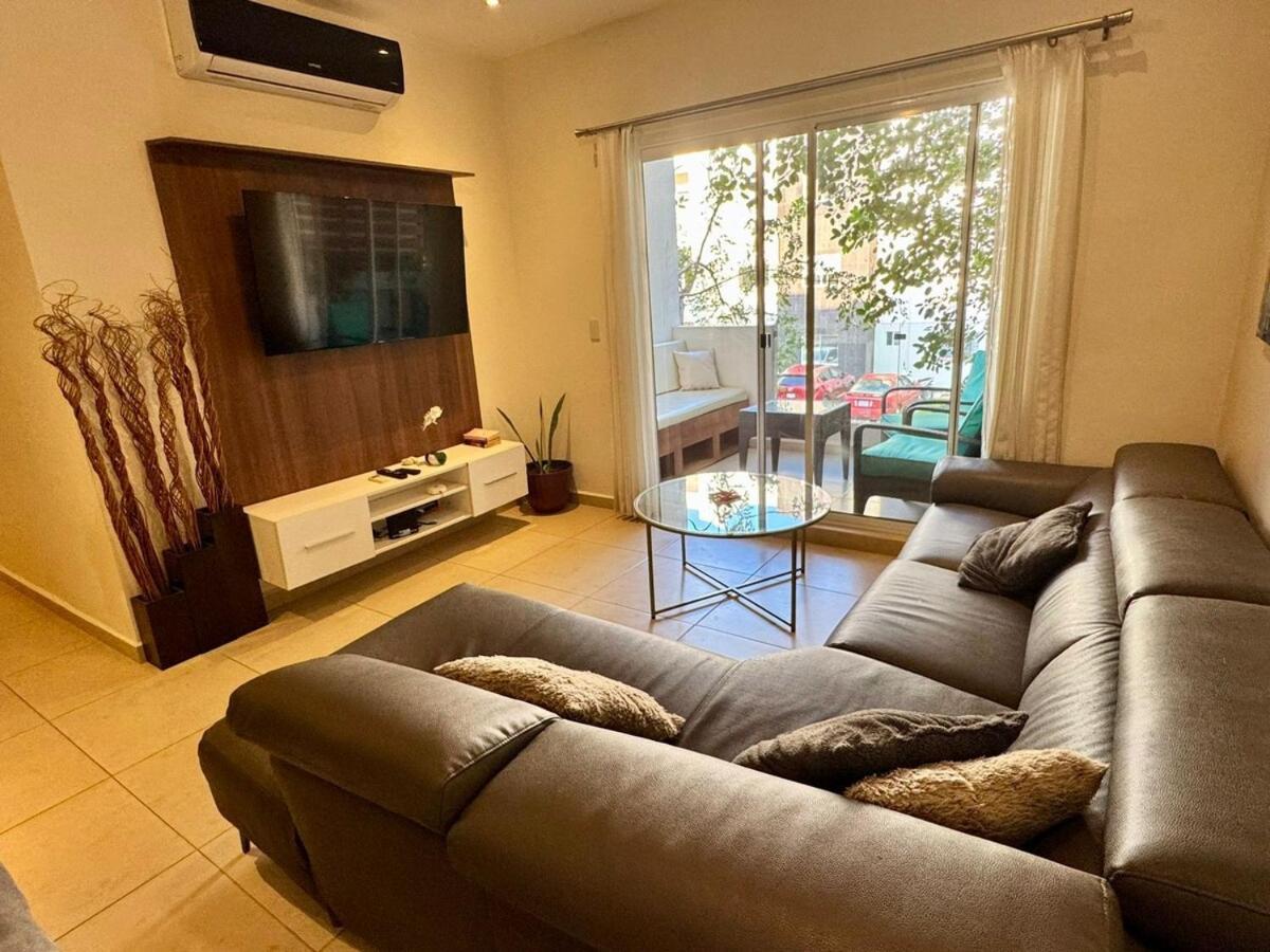 Selvanova Coto 6 Apartment