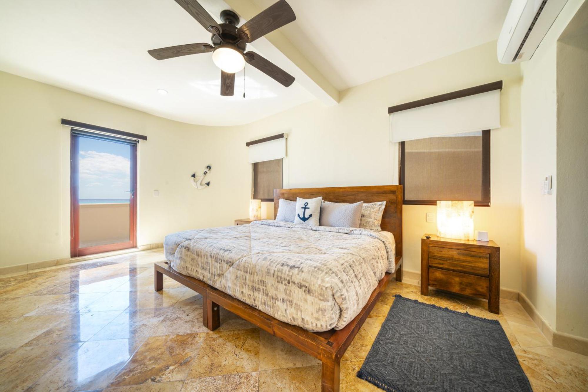 Luxury Beachfront With 3 Bedrooms & Ocean View - El Faro Residences - Reef 301 Appartement
