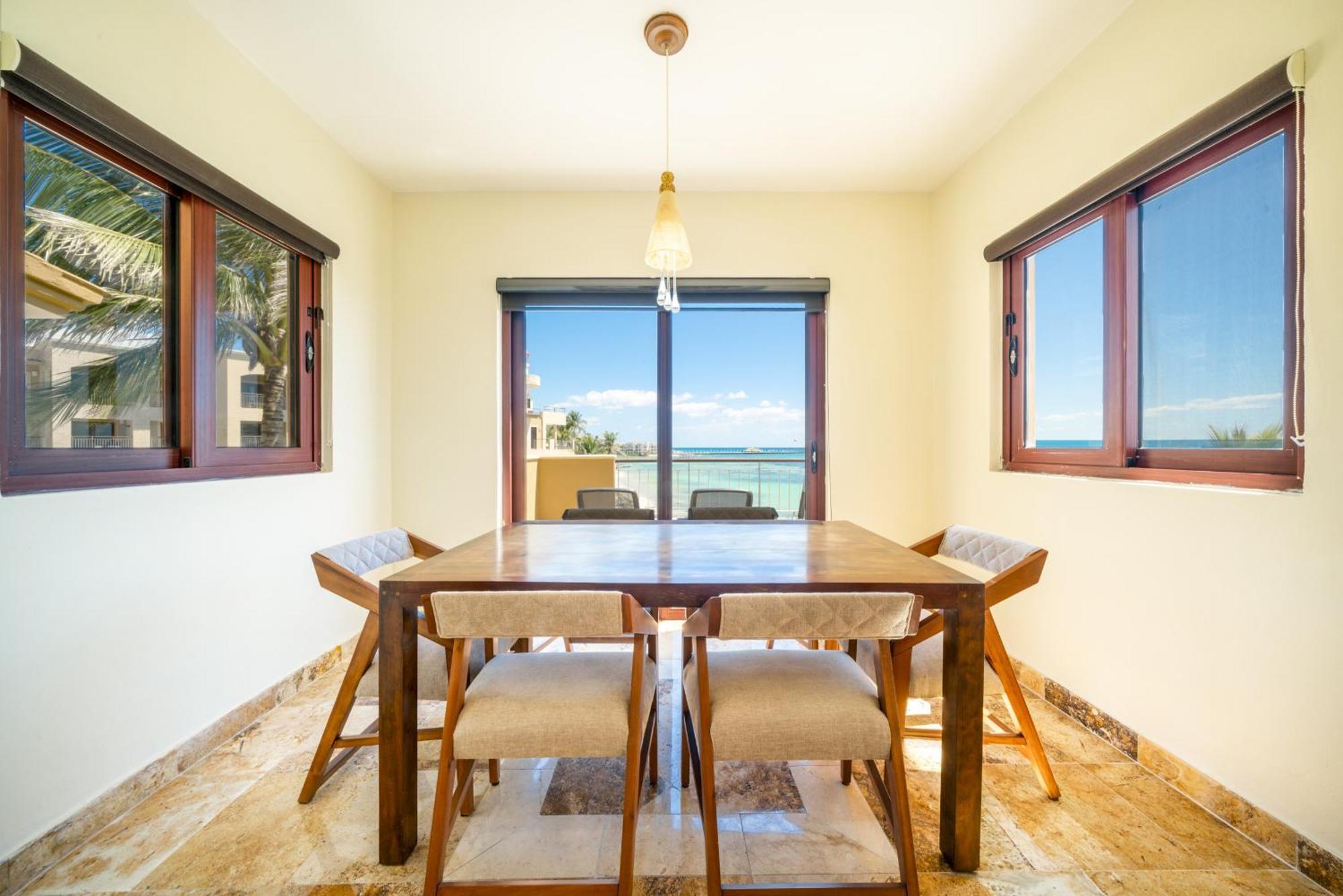 Appartement Luxury Beachfront With 3 Bedrooms & Ocean View - El Faro Residences - Reef 301 *