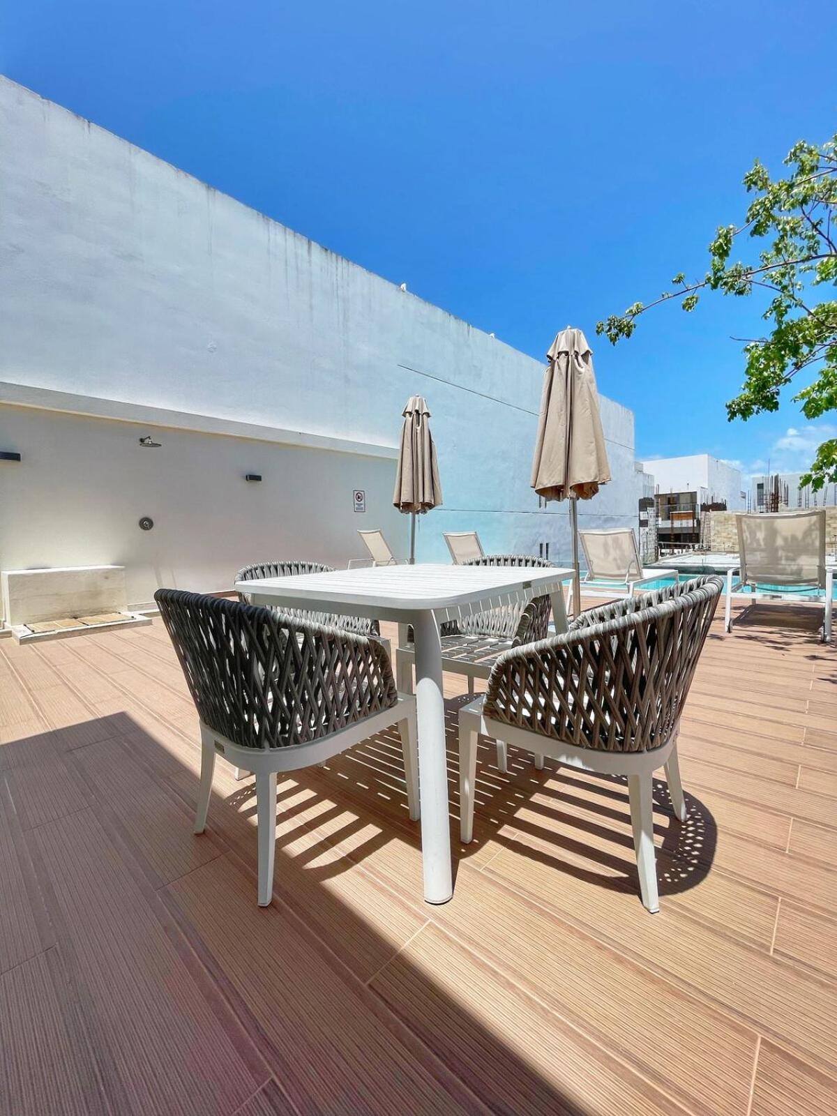 Moderna - Piscina - 5ta Av - Playa Apartment