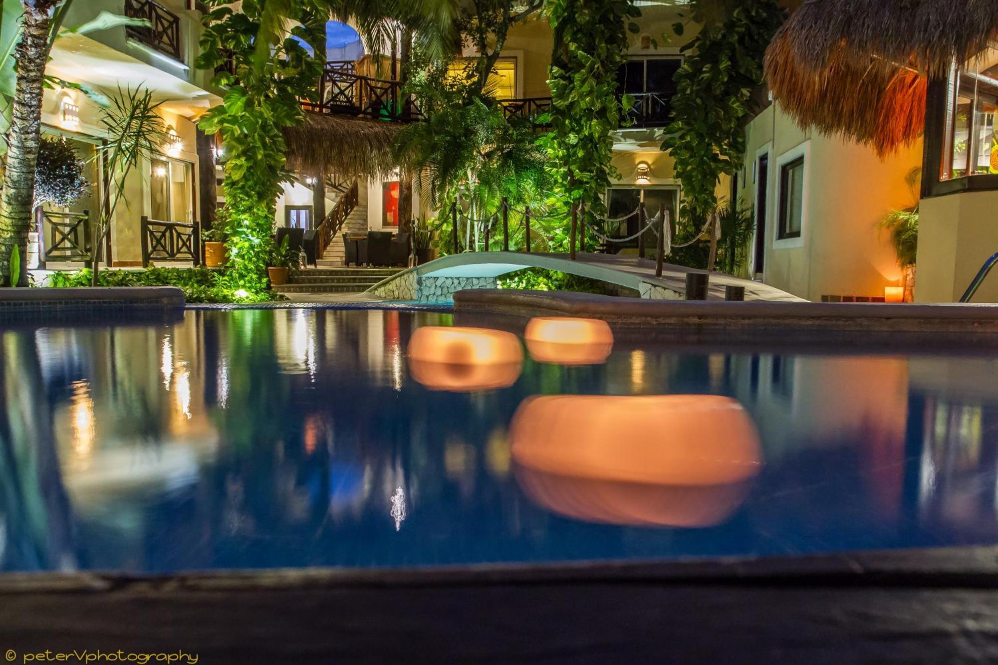 Riviera Del Sol Amazing King Size Junior 106 * Playa del Carmen