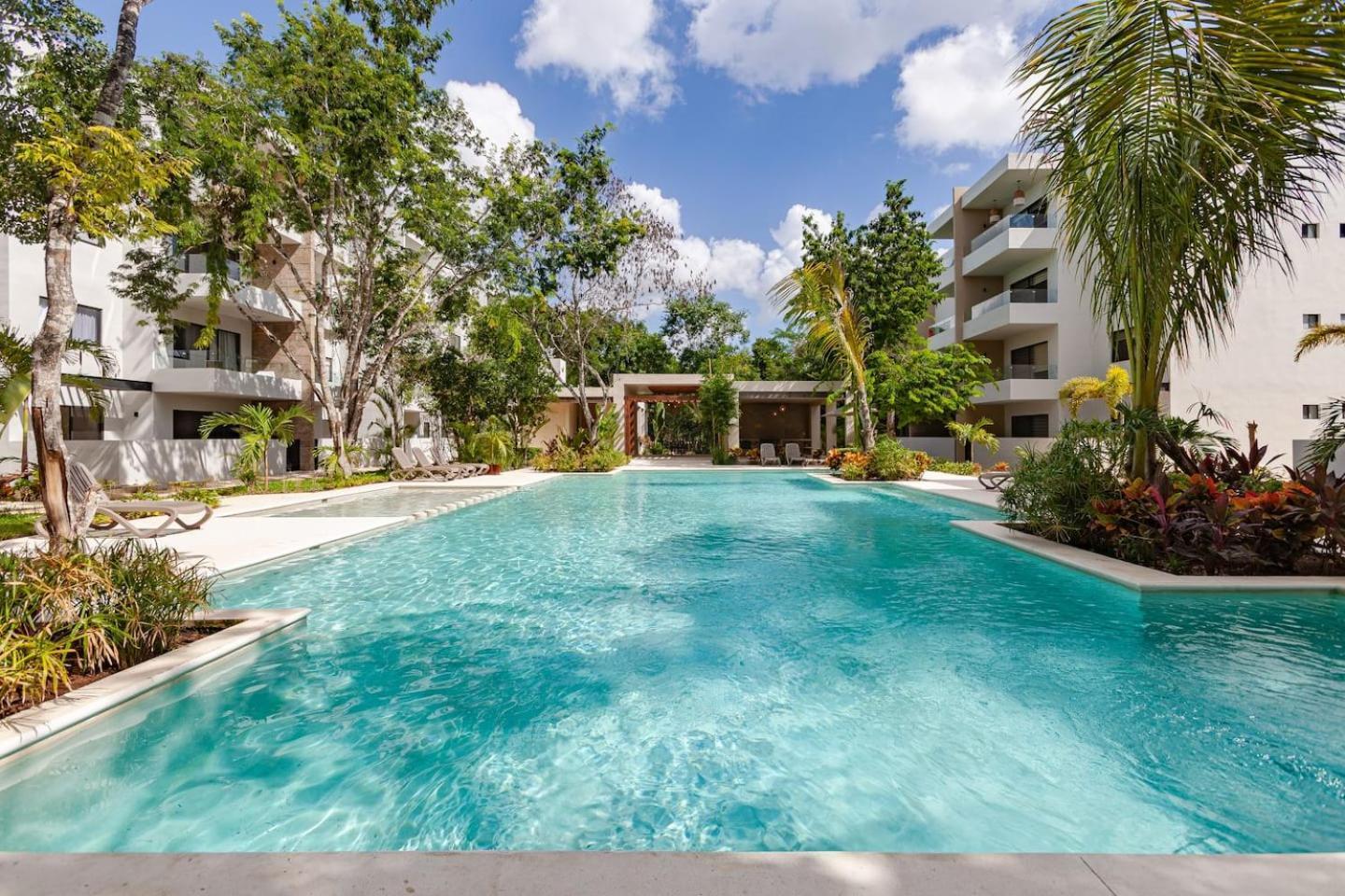 New!selvacondo12min To Beach,gym,pool,playground Holiday home Playa del Carmen
