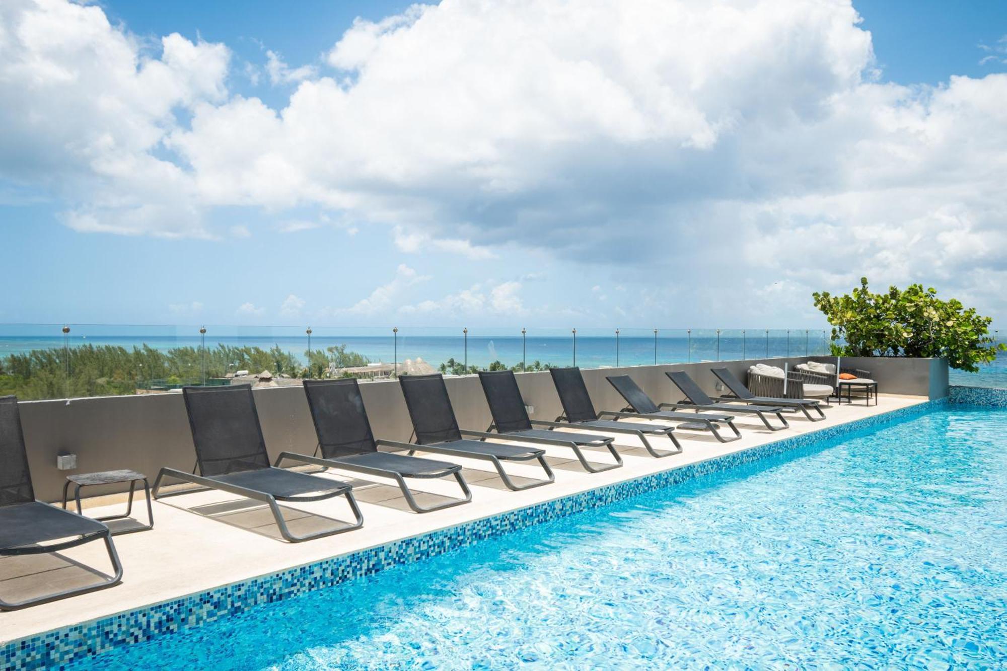 Luxury 1br Condo-amazing Oceanviews Prime Location Close To * Playa del Carmen