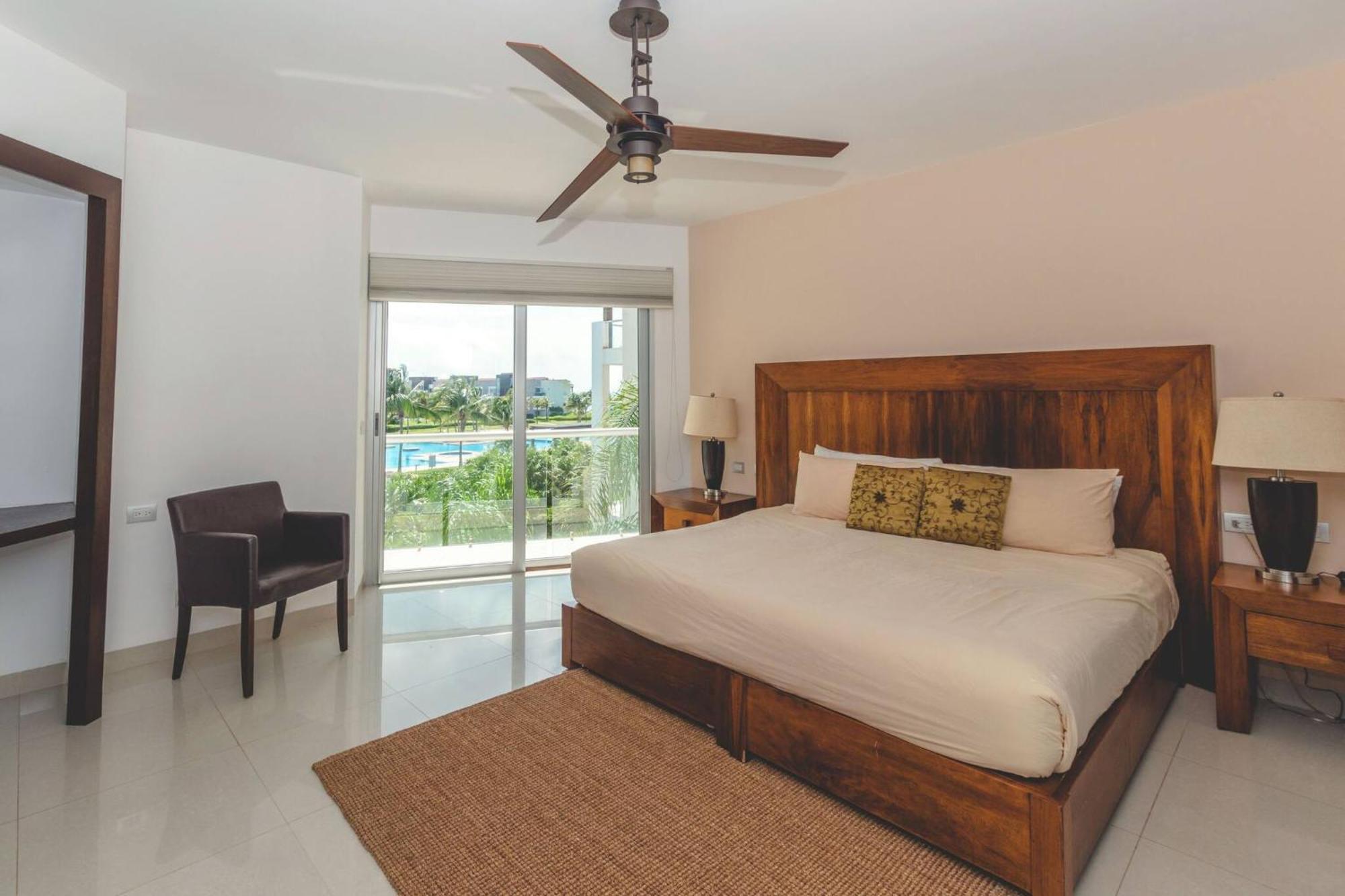 Luxury 3 Bedroom - Beachfront Complex At Mareazul - Buena Vida *