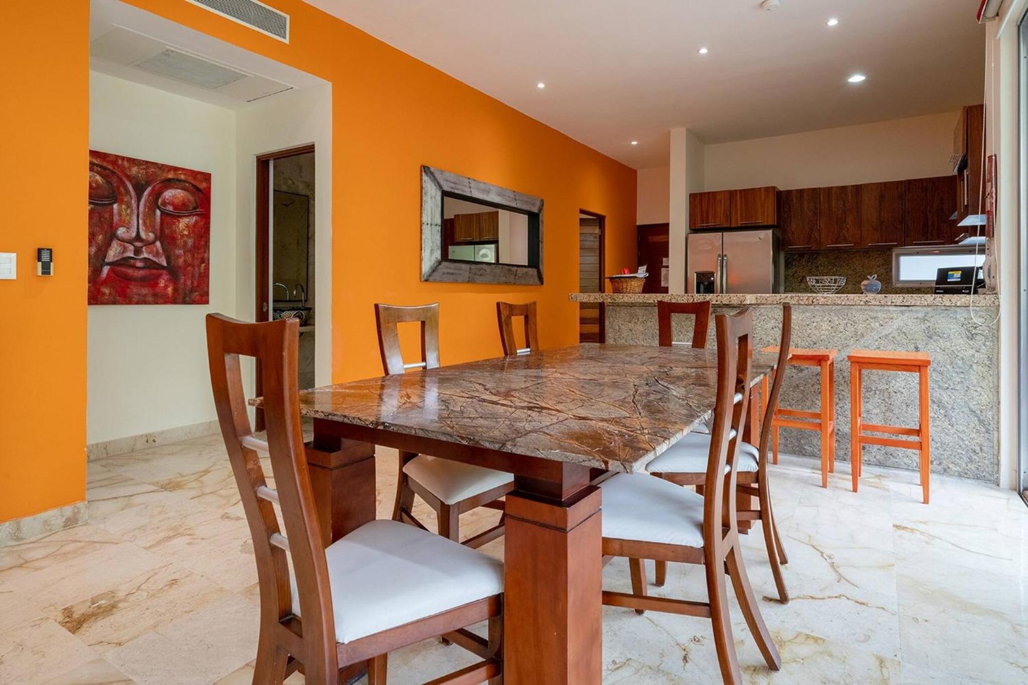 Beachside With 2 Bedroom Rooftop, Pool - At Casa Del Mar, Clara Holiday home *