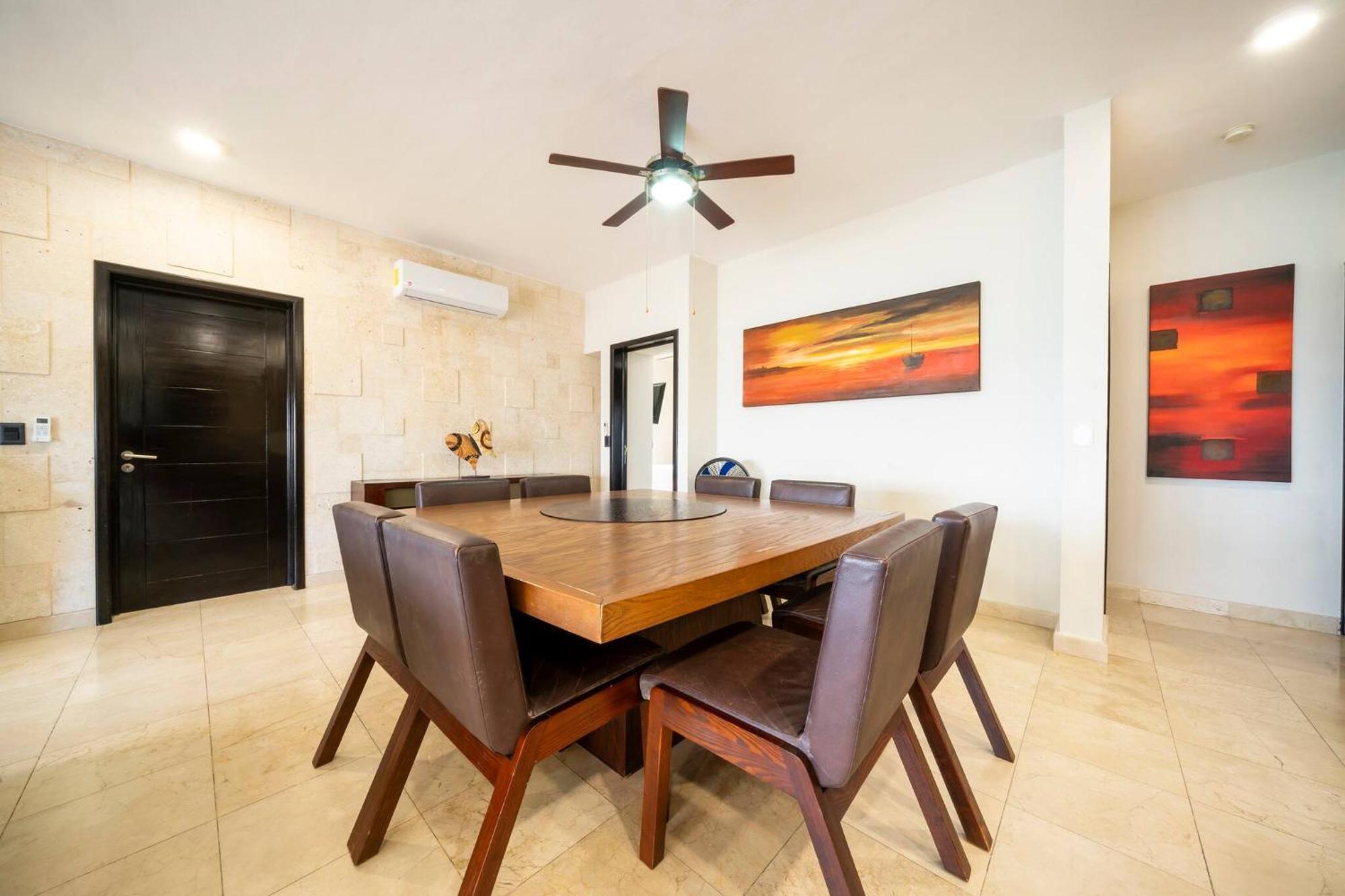 Surf 408 - Beachfront Stunning Ocean View Penthouse - At El Faro Holiday home *
