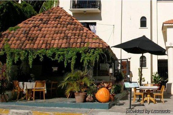 Plaza Phocea Playa del Carmen