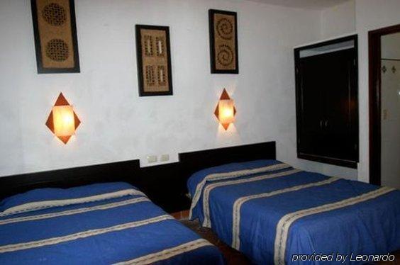 Hotel Plaza Phocea 3*