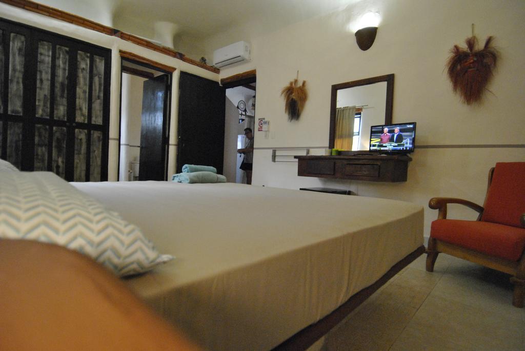 Tiburon Bed & Breakfast *