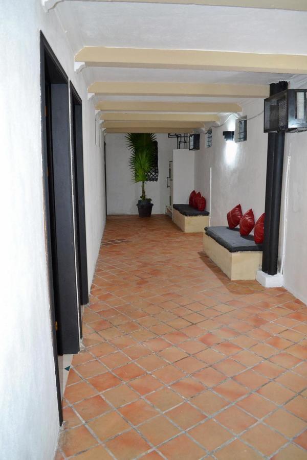 Hostel Deja