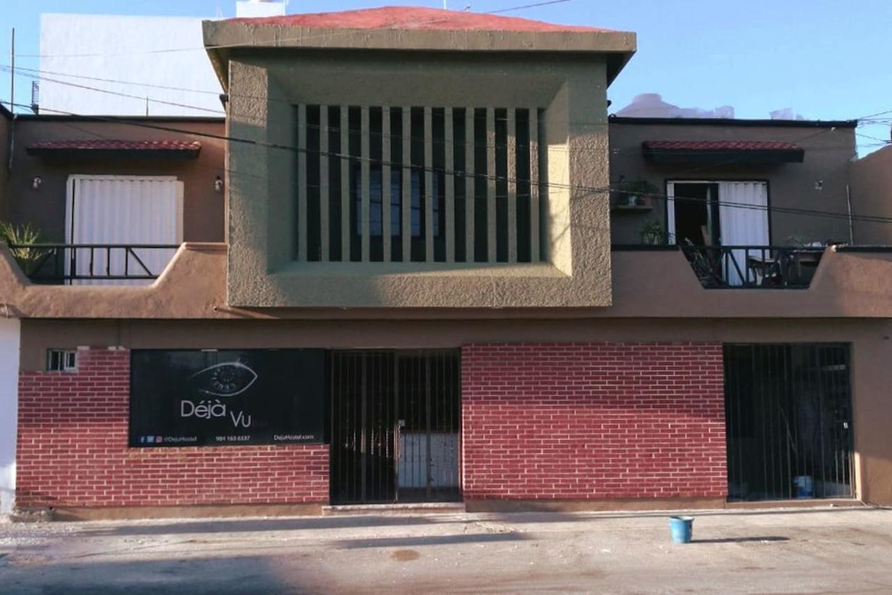 Hostel Deja