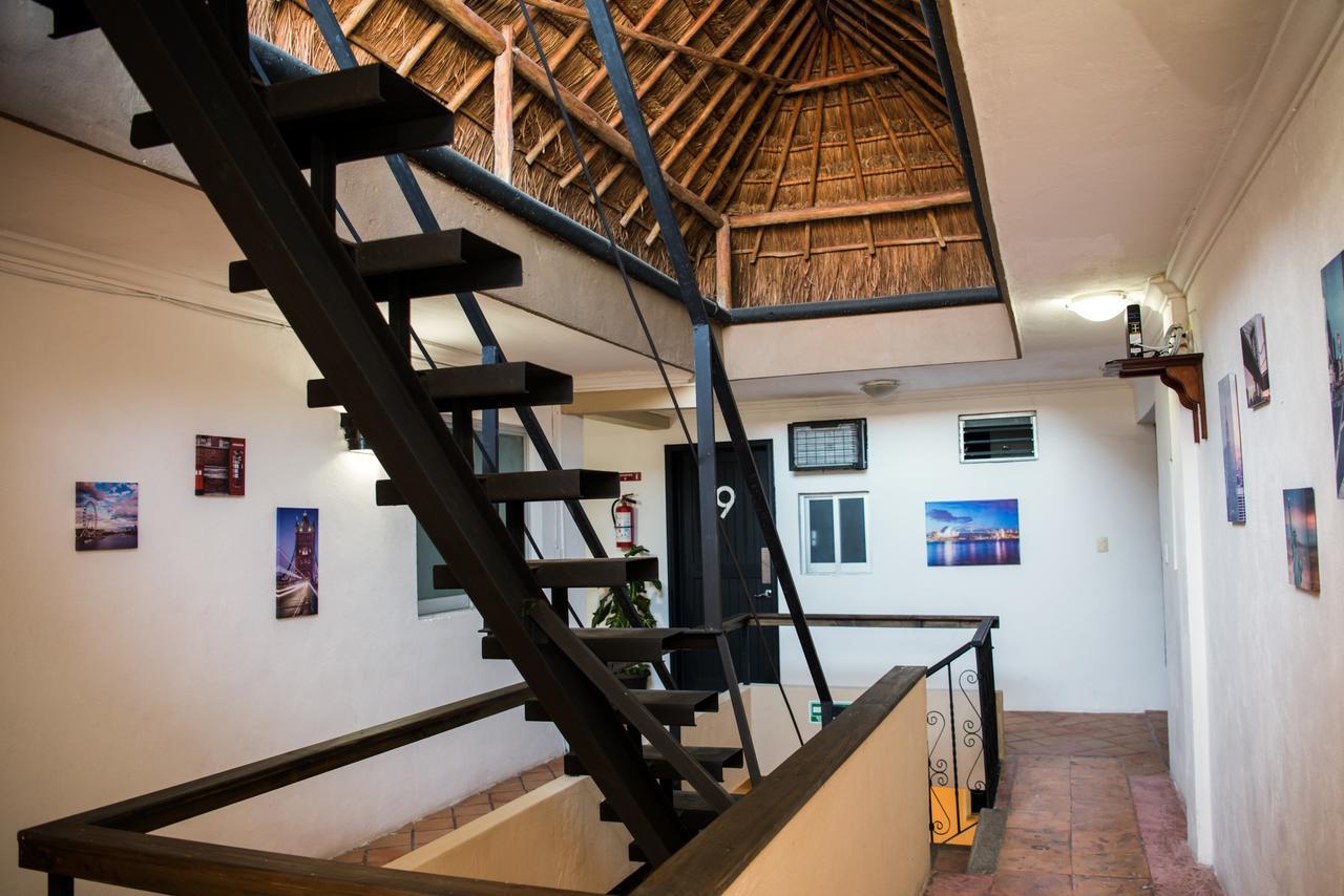 Hostel Deja *