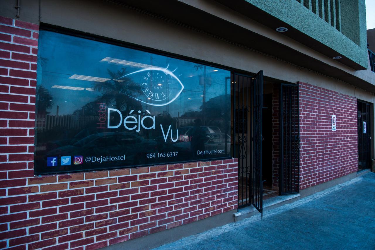Hostel Deja *