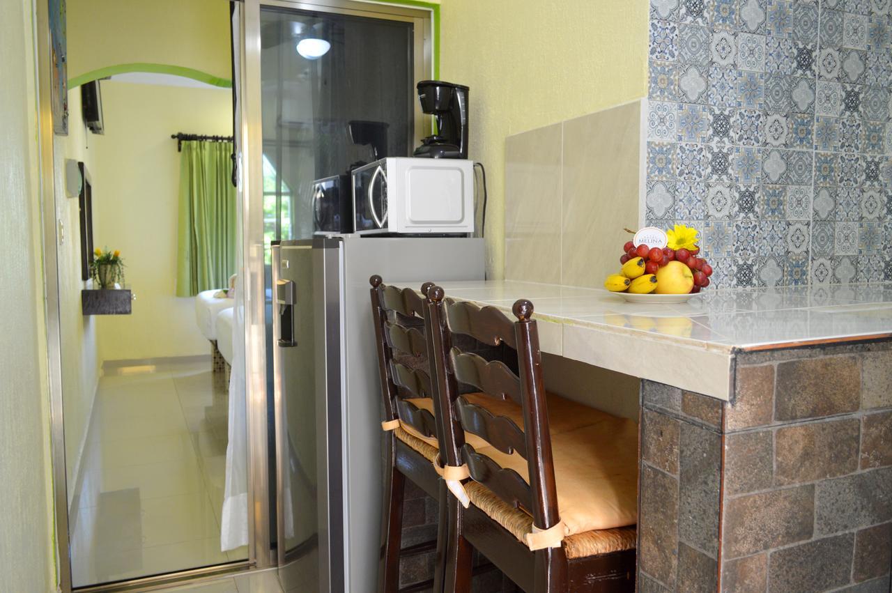 Melina Hotel 3*