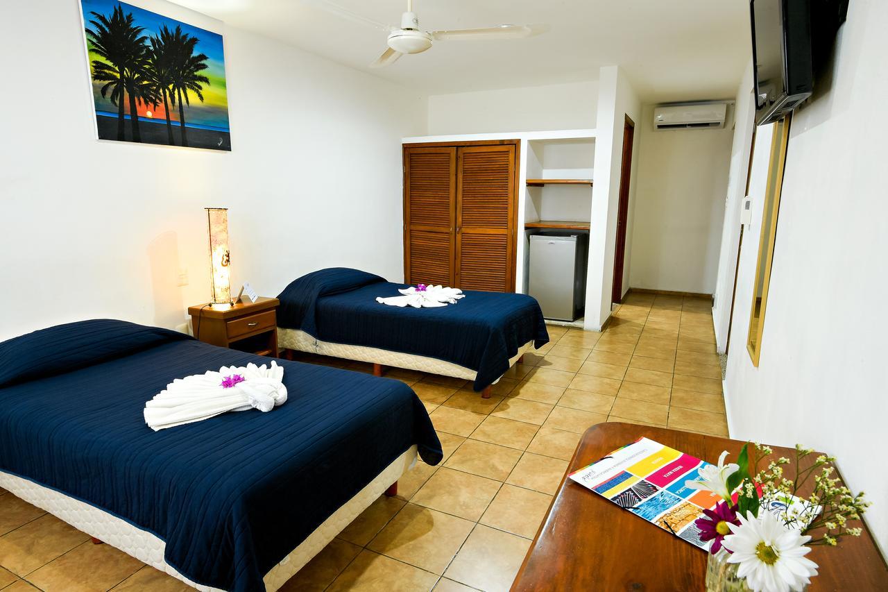 International House Riviera Maya