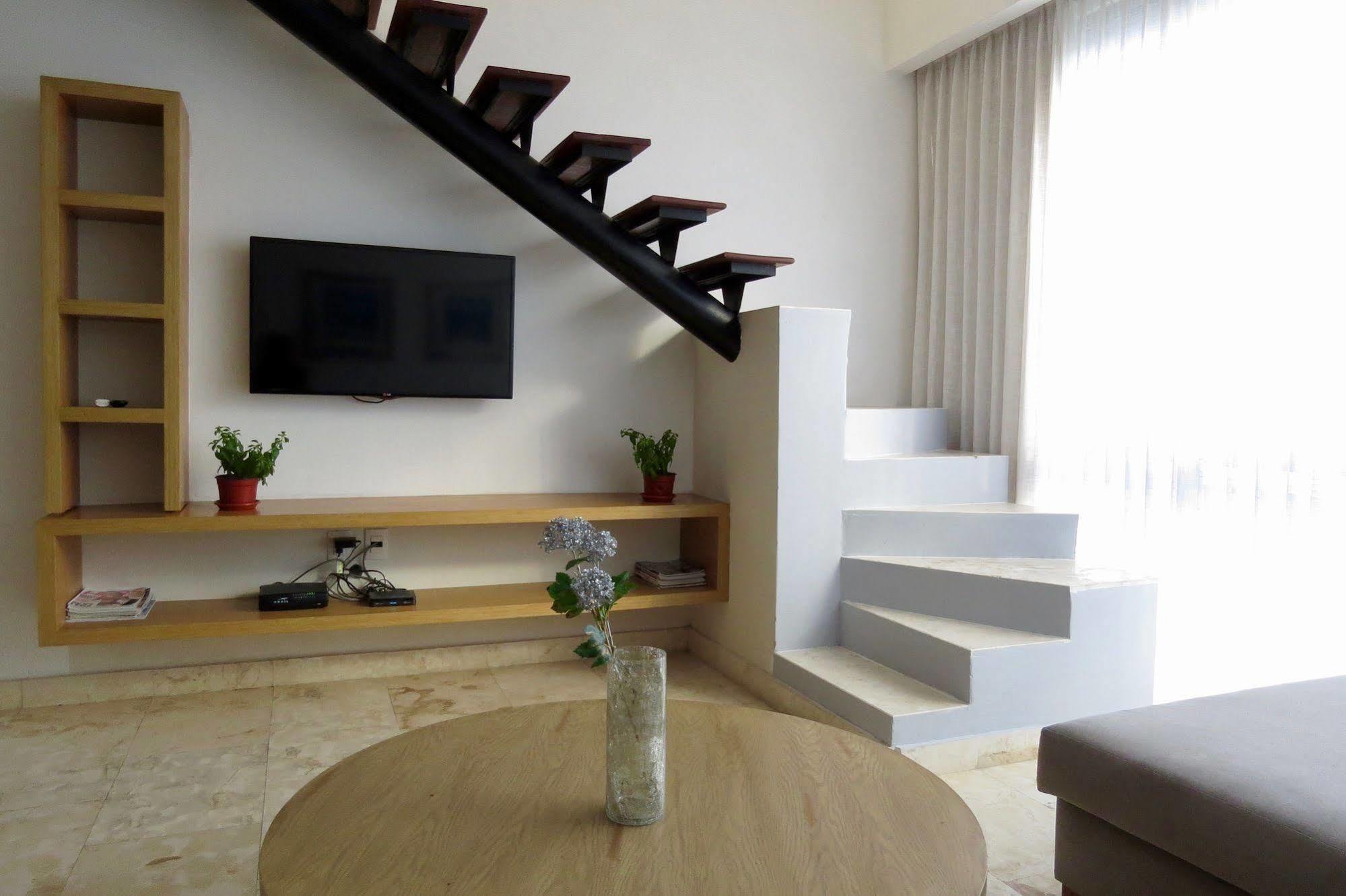 Anah Aparthotel 4*