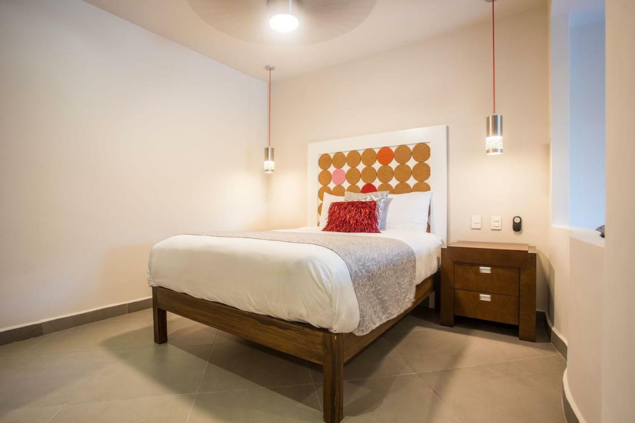 Aparthotel Honey B 3*