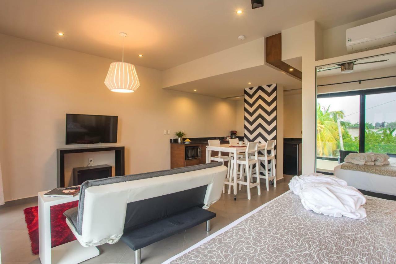 Aparthotel Honey B
