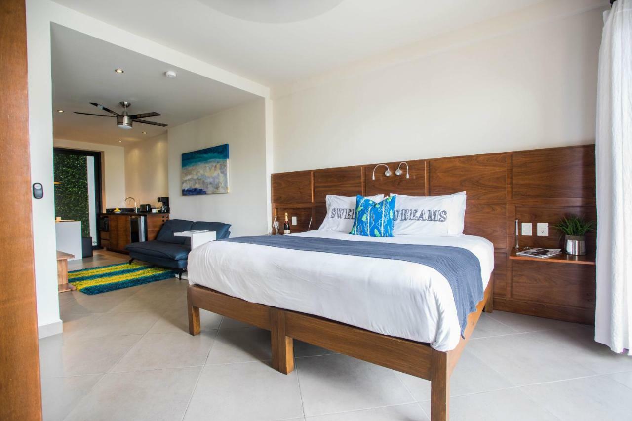 Aparthotel Honey B