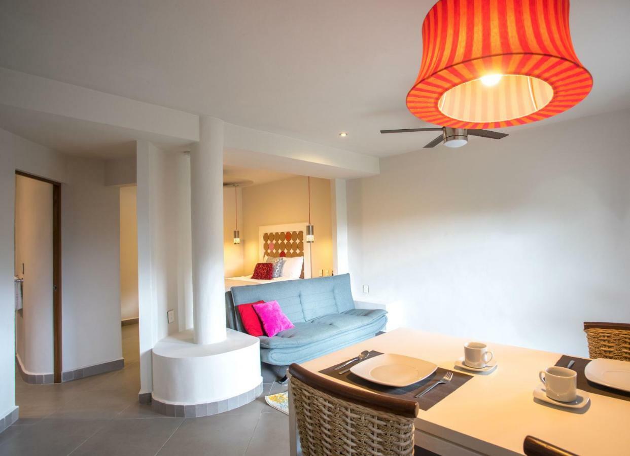 Aparthotel Honey B