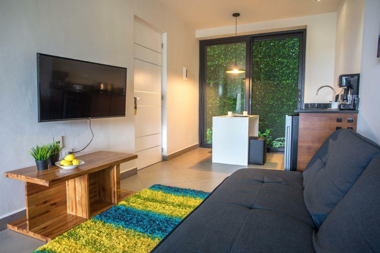 Honey B Aparthotel Playa del Carmen