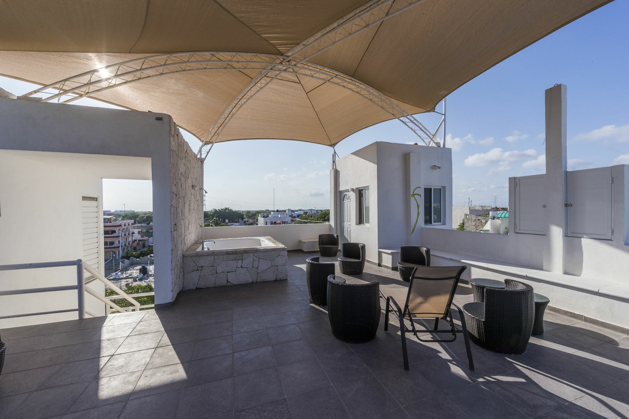 24 By Xperience Apartahotel