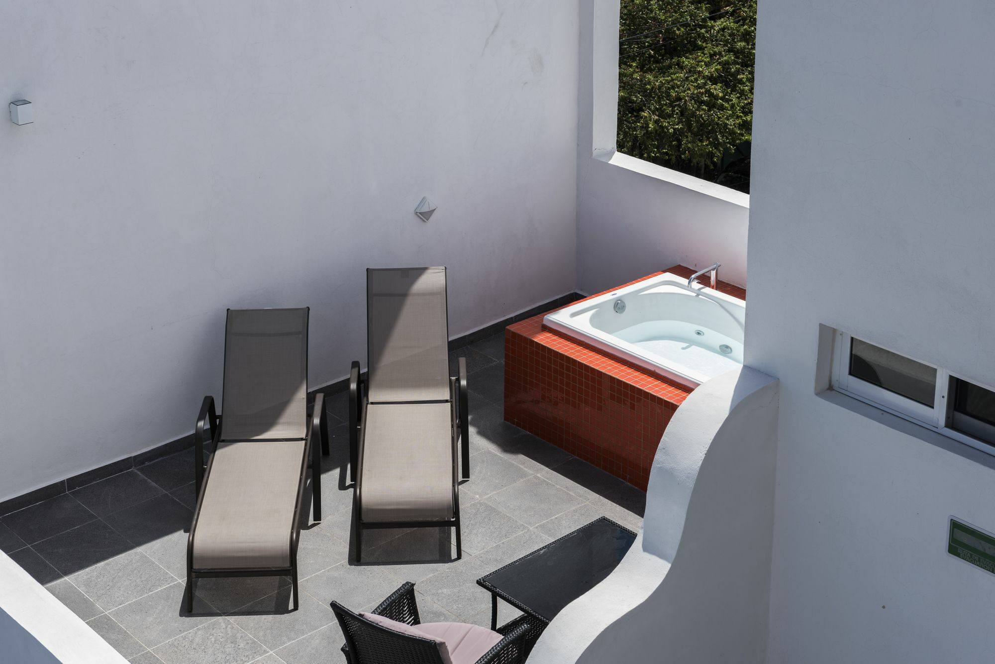 24 By Xperience Apartahotel Playa del Carmen
