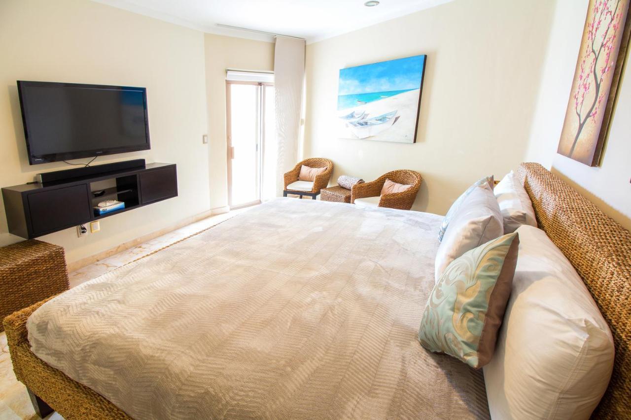Corto Maltes 203 2 Bedroom Ocean View * Playa del Carmen