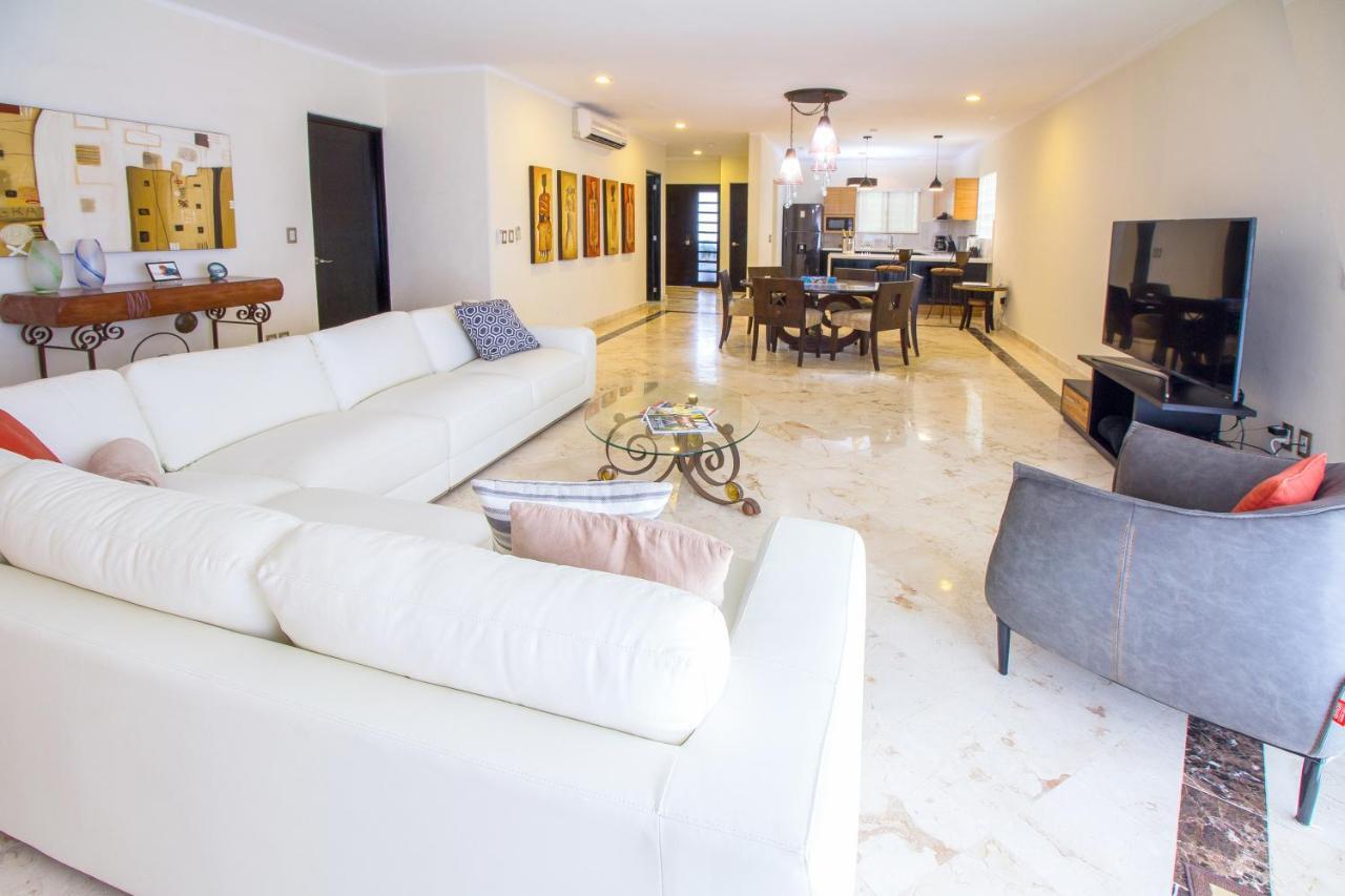Corto Maltes 203 2 Bedroom Ocean View Apartamento Playa del Carmen