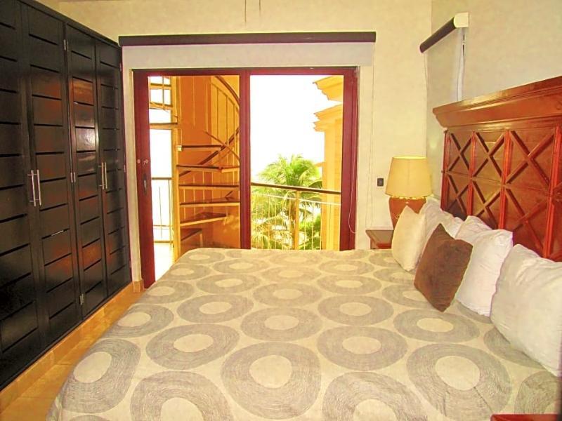 El Faro Coral By Playa Paradise