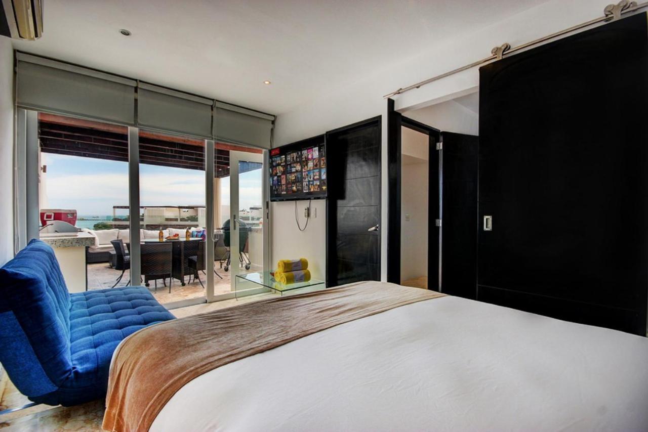 El123 Elements Condos 2 Bedroom Apartment Playa del Carmen