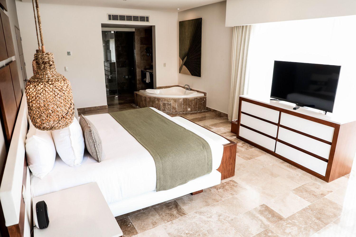The Reef 28 & (adults Only)