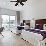 Hm Playa Del Carmen