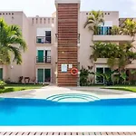 Departamento En El Centro De Playa Del Carmen Excelente Ubicacion Internet Fibra Optica