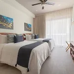 Amazing 2Br Penthouse With Private Rooftop Pool
