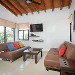 Ph A Pasos Del Ado, Quinta Y Mar