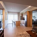 Luxury 1Br Ocean View From The Balcony And Rooftop