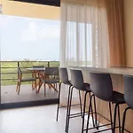 Luxury 1Br Ocean View From The Balcony And Rooftop