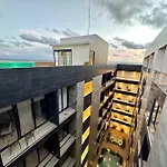 1Br Beautiful Condo -Rooftop Pool With Stunning View