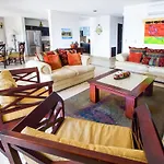 Corto Maltes 205 Ocean Front 2 Bdrs Apt