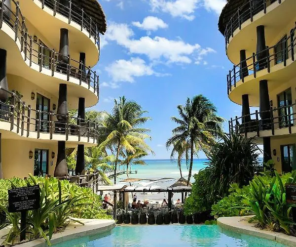 El Taj Oceanfront And Beachside Condo Hotel