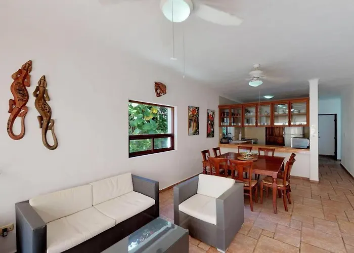 Escape To Casa Iguana Luxurious 2 Bedroom