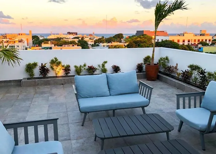 Luxe Top-Floor Incredible Roof Pool At Complex