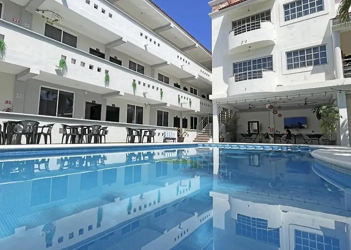 Hotel Balxiba Alberca Y Estacionamento