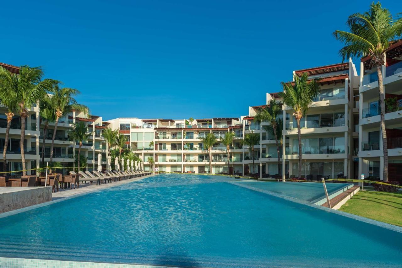 El123 Elements Condos 2 Bedroom Apartment *