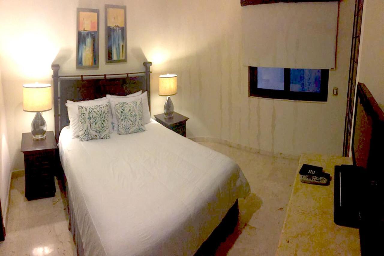 El Faro 102 Reef Apartment *