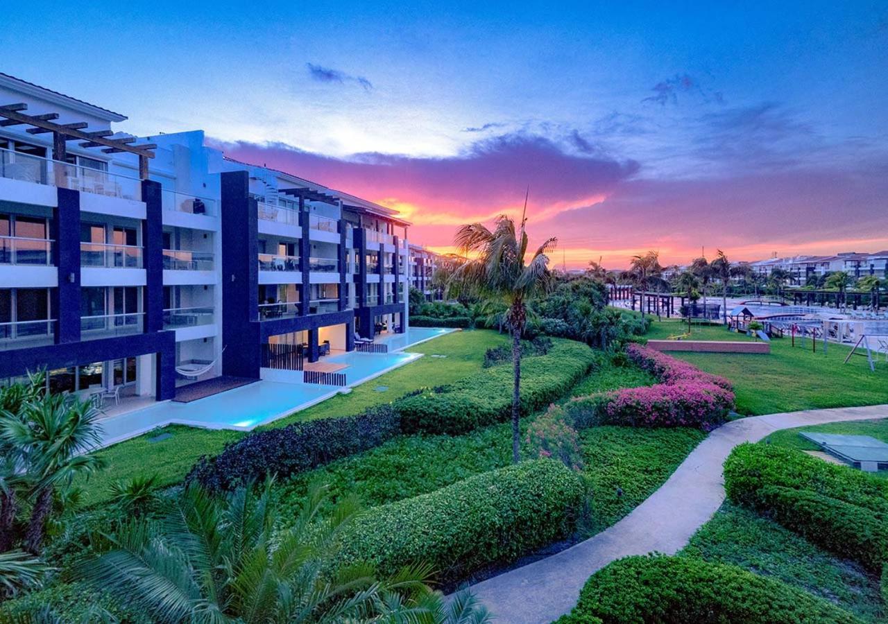 Ferienhaus Beachfront With Jacuzzi, 3 Bedroom & Pool - At Mareazul Corazon