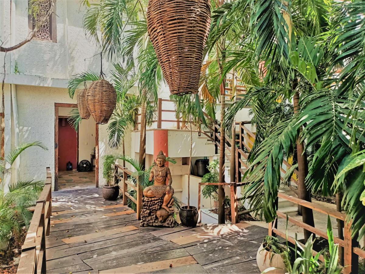 Rustik-inn Hotel